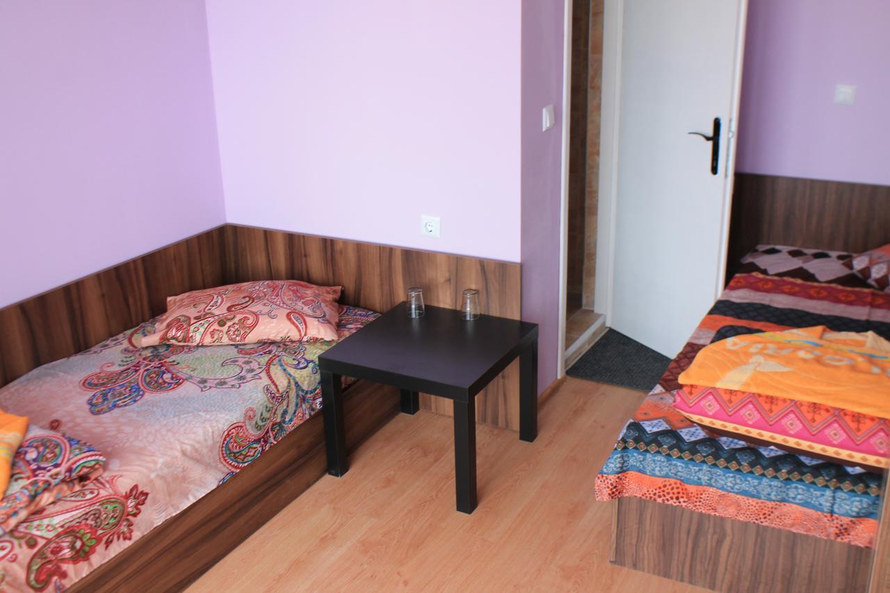 Family Hotel Ludo Варна Экстерьер фото