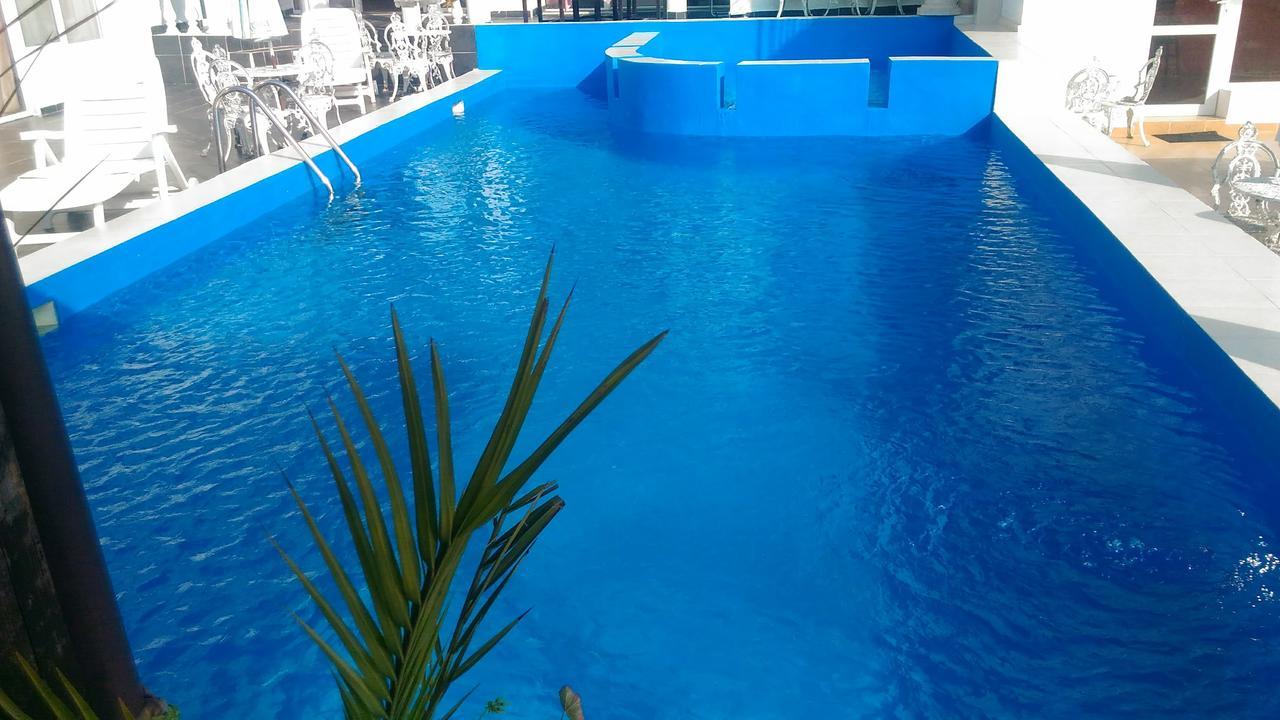 Family Hotel Ludo Варна Экстерьер фото